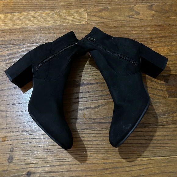 Black suede booties - Picture 2 of 5